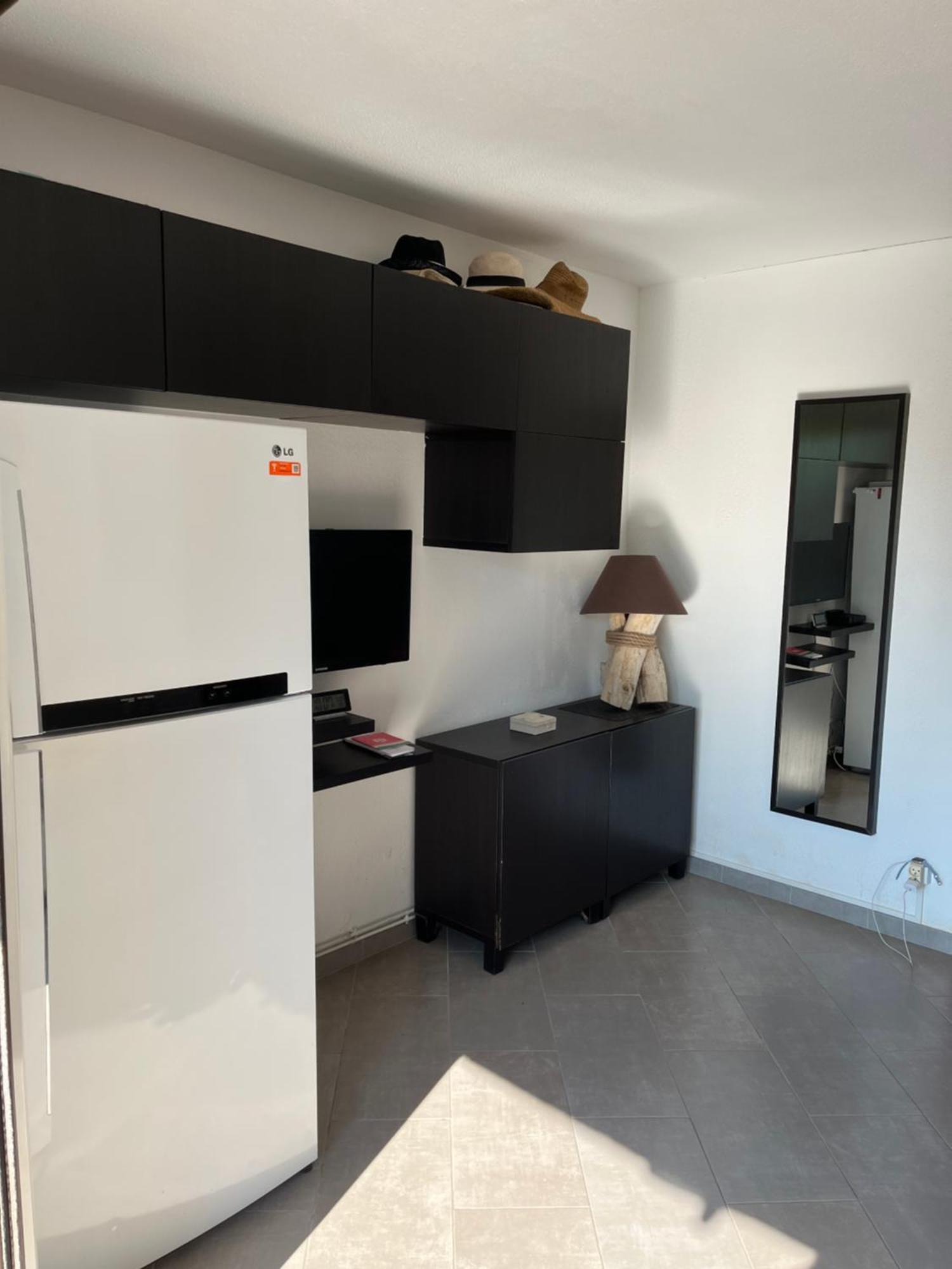 Calme Et Confort En Rez-De-Jardin La Londe-les-Maures Exterior foto